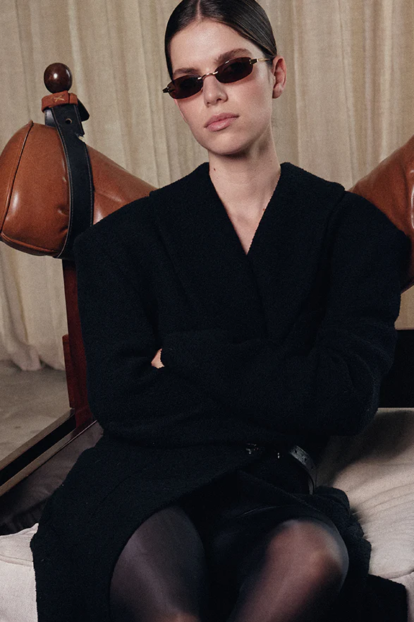 RUE BROWN - Image 6