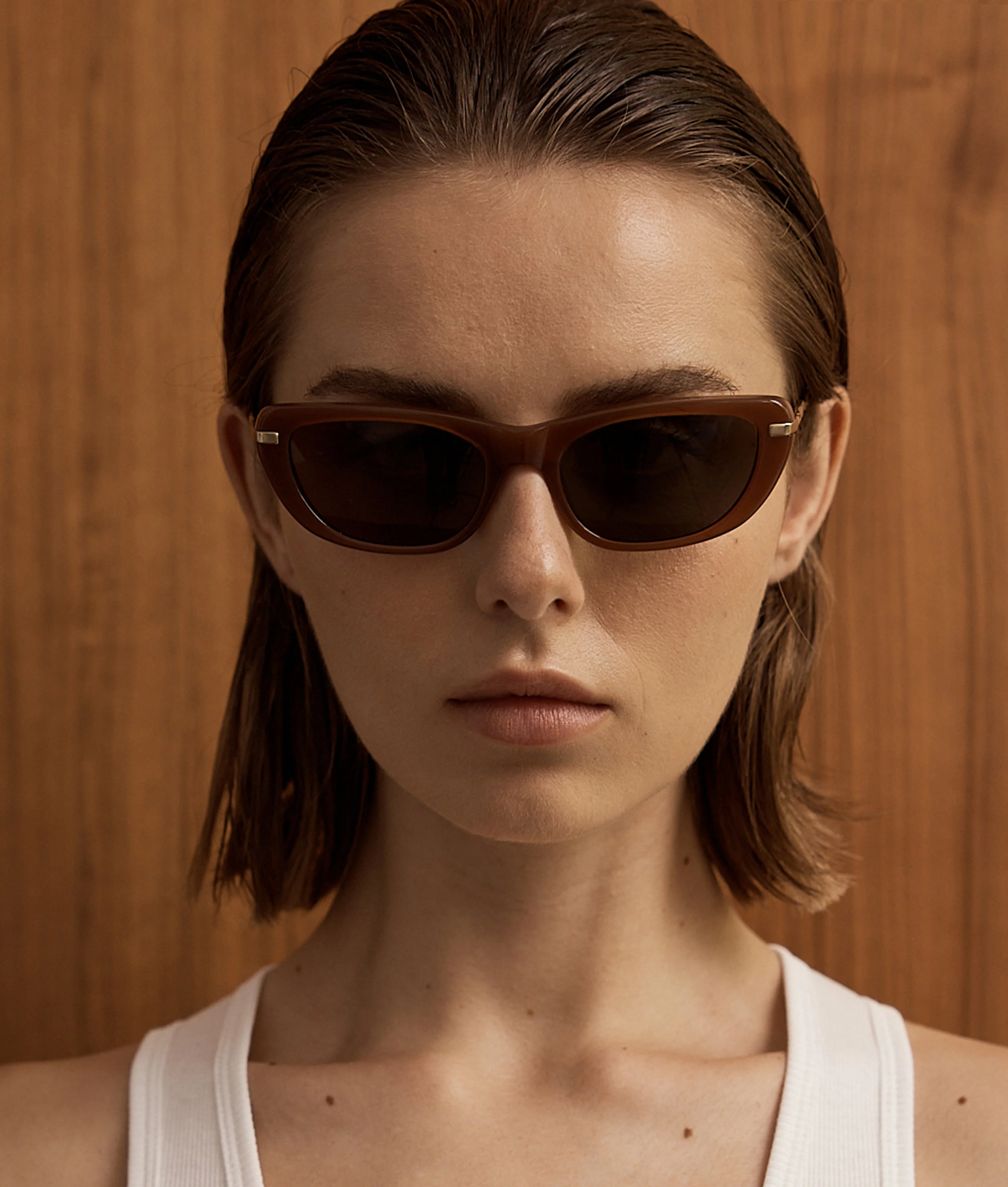 VERA BROWN - Image 4